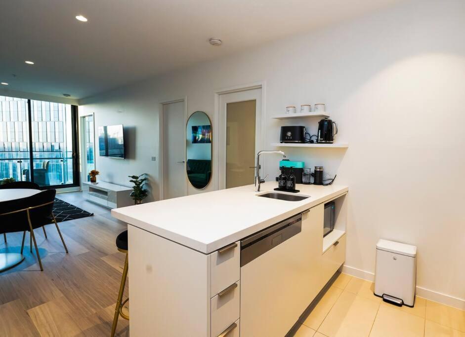 Luxe Haven - 42Nd Floor Panoramic City Views Melbourne Buitenkant foto